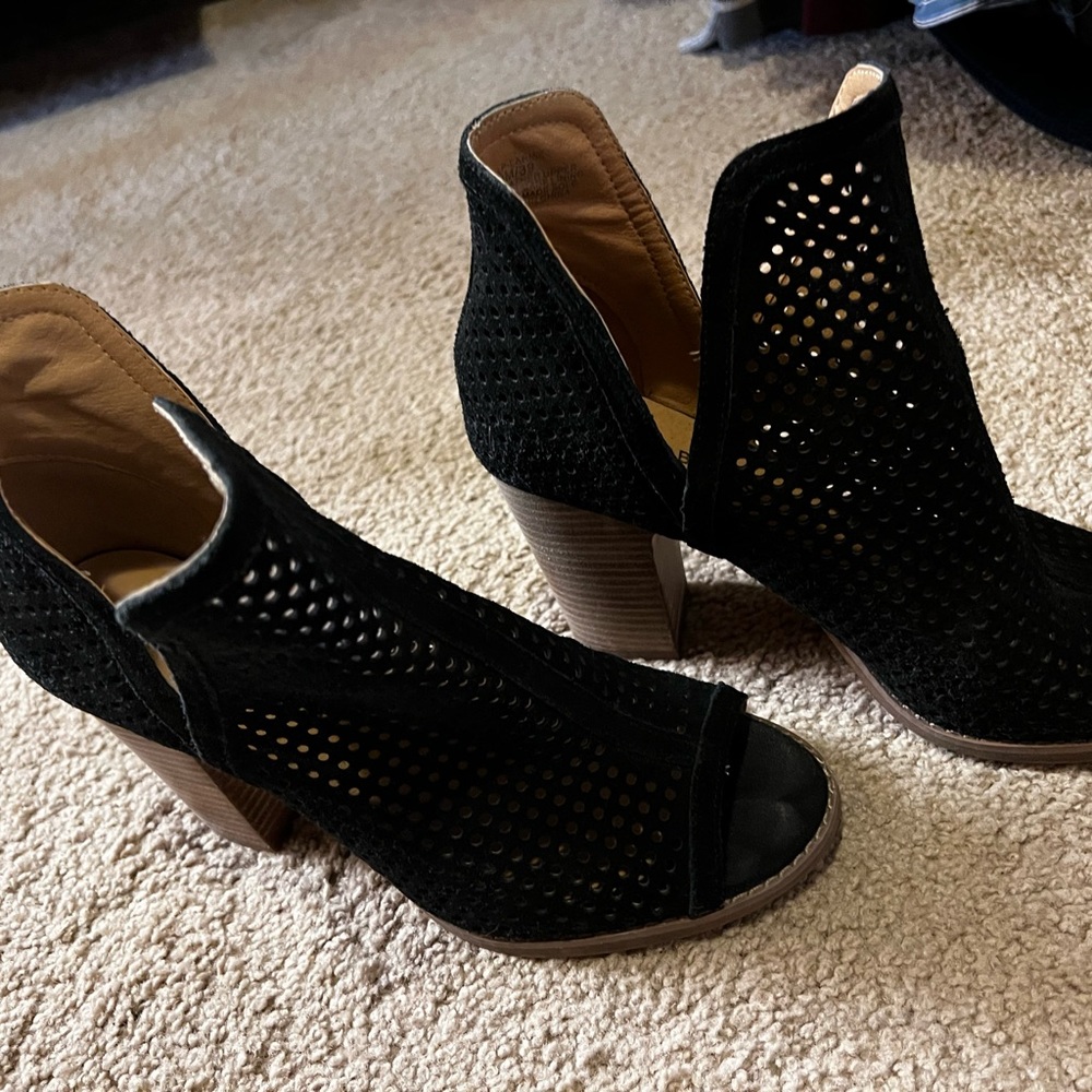 Lucky brand women’s boots